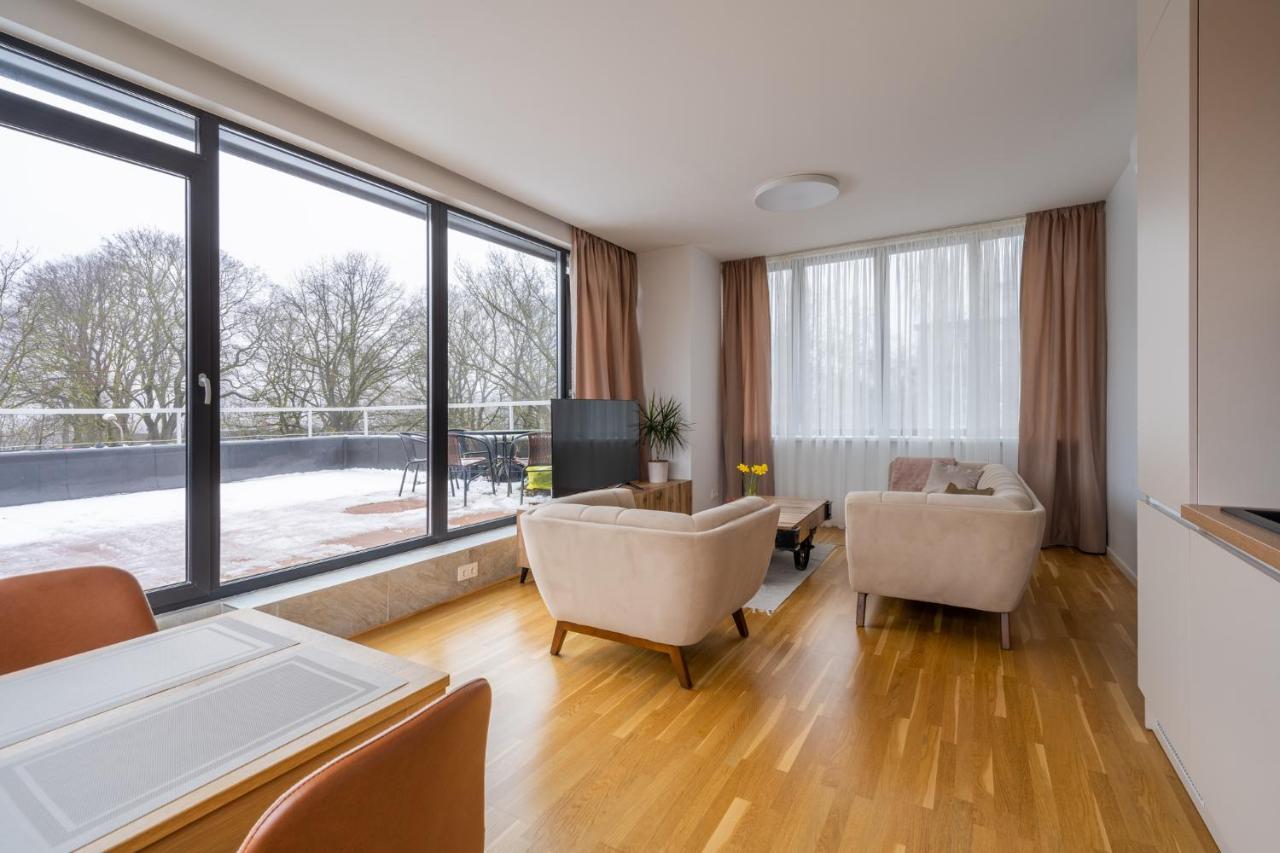 1-Bedroom Penthouse With Underground Parking ريغا المظهر الخارجي الصورة